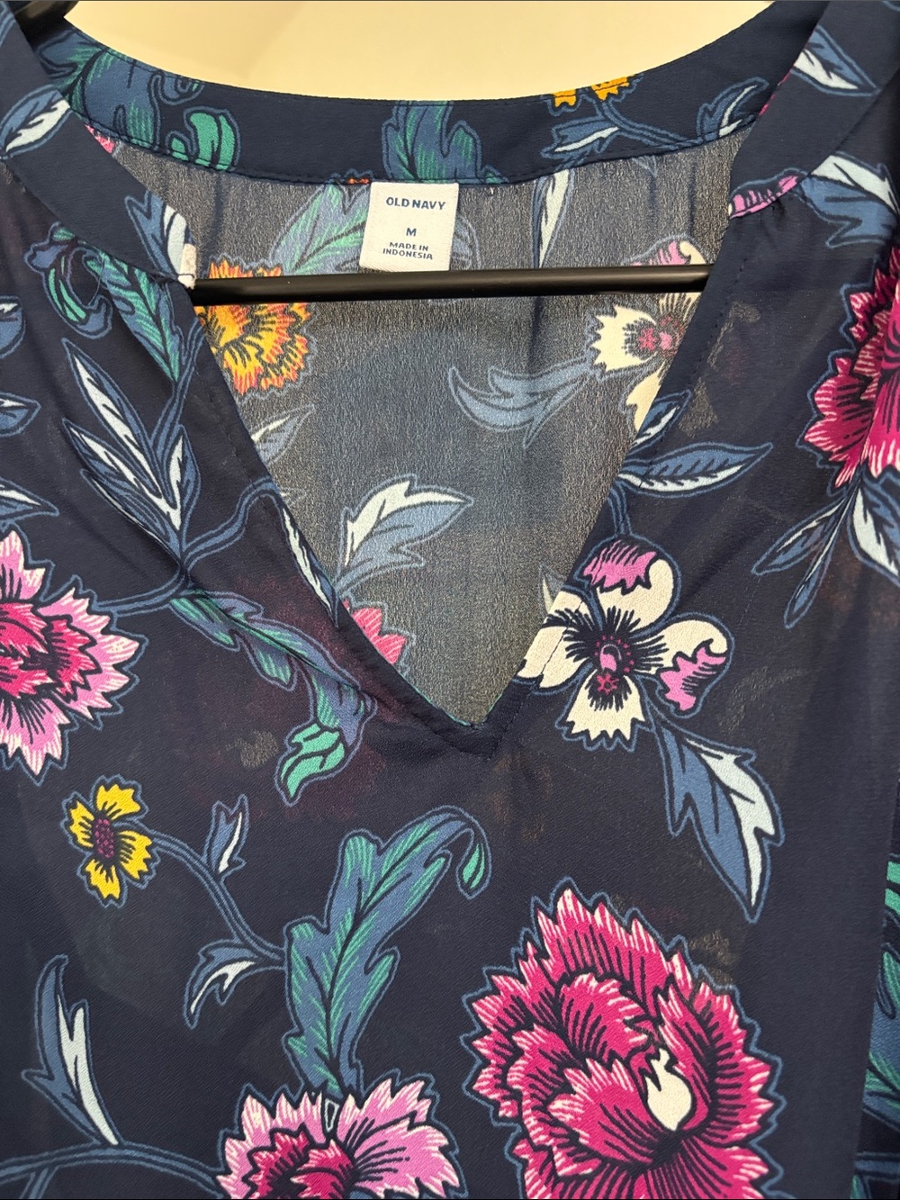 Old Navy NWT Floral Sheer Lined V-Neck Dress Navy Blue Pink Teal Accents Medium - Picture 4 of 4